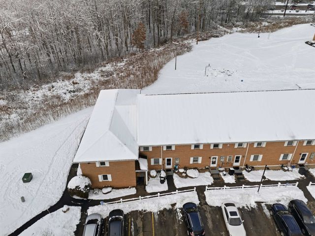 804 Elmwood Drive, Hudson, NH 03051