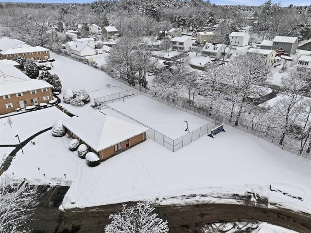 804 Elmwood Drive, Hudson, NH 03051