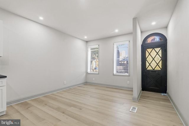 512 MCKEAN ST, Philadelphia, PA 19148