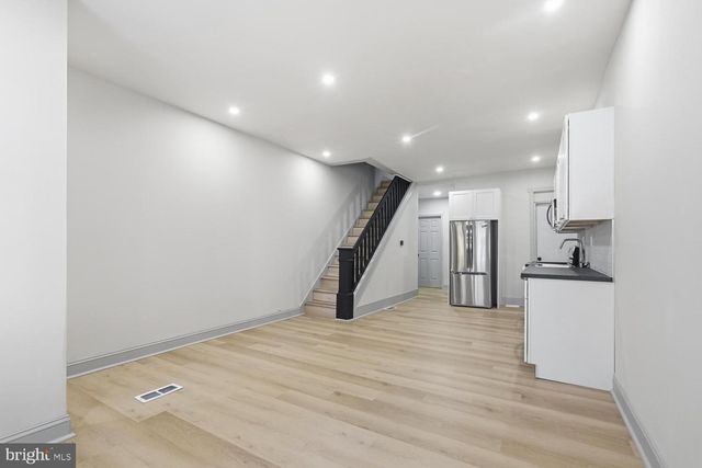 512 MCKEAN ST, Philadelphia, PA 19148