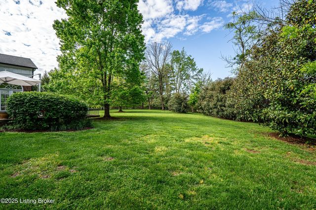 3424 Glenview Ave, Glenview, KY 40025