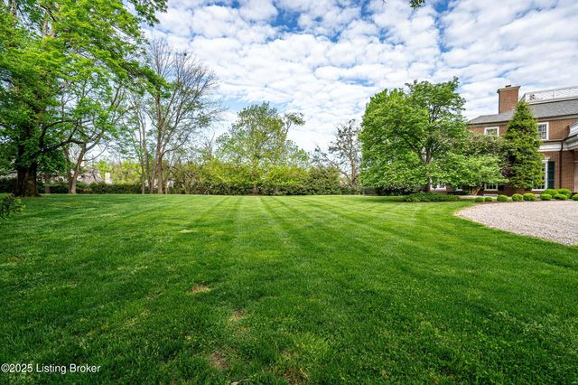 3424 Glenview Ave, Glenview, KY 40025