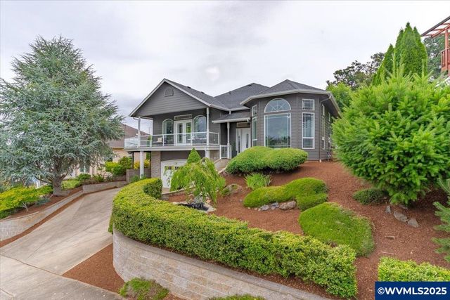 958 Limelight Av NW, Salem, OR 97304