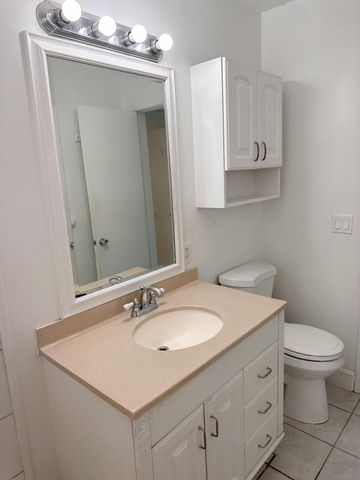 100 NW 52nd Street, Fort Lauderdale, FL 33309