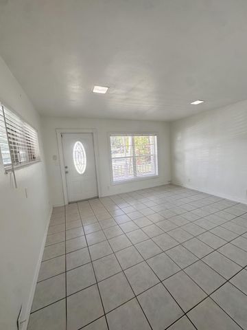 100 NW 52nd Street, Fort Lauderdale, FL 33309