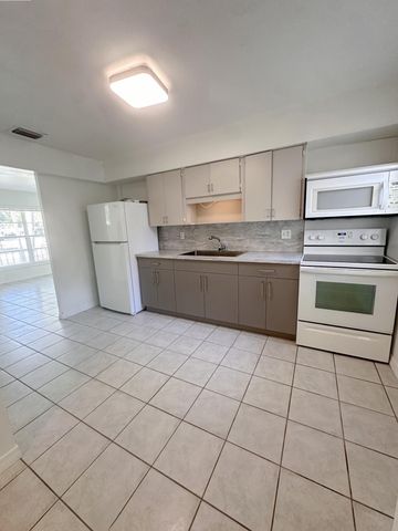 100 NW 52nd Street, Fort Lauderdale, FL 33309