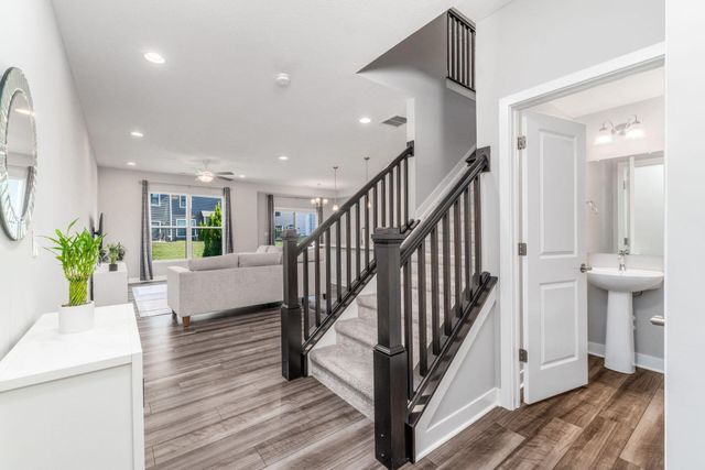6406 Hamilton Woods Boulevard N, Westerville, OH 43081
