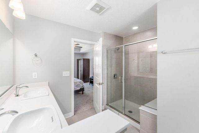 6406 Hamilton Woods Boulevard N, Westerville, OH 43081