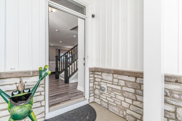 6406 Hamilton Woods Boulevard N, Westerville, OH 43081