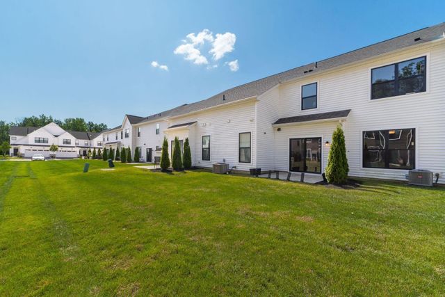 6406 Hamilton Woods Boulevard N, Westerville, OH 43081