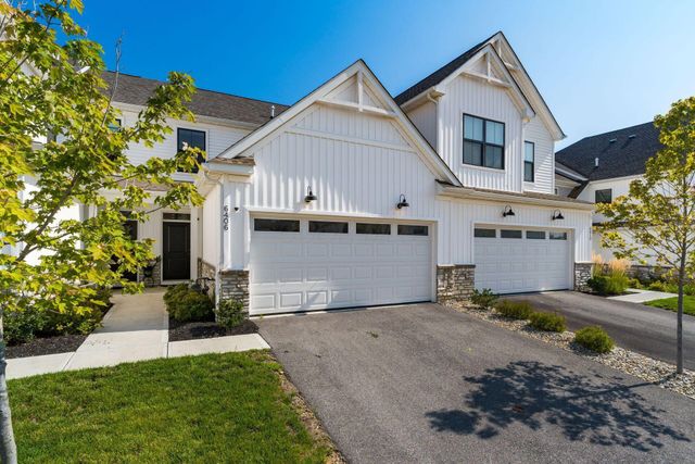 6406 Hamilton Woods Boulevard N, Westerville, OH 43081