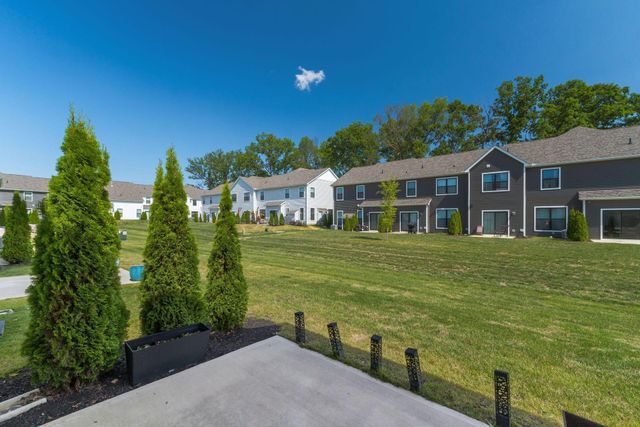 6406 Hamilton Woods Boulevard N, Westerville, OH 43081
