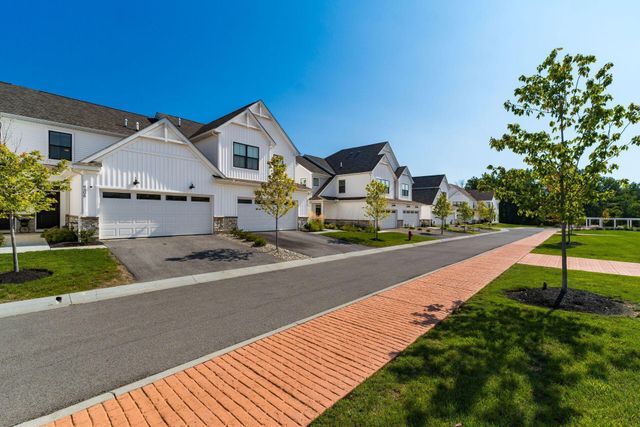6406 Hamilton Woods Boulevard N, Westerville, OH 43081
