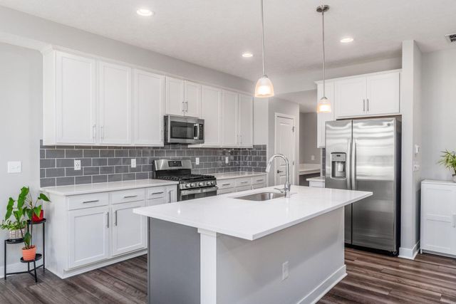 6406 Hamilton Woods Boulevard N, Westerville, OH 43081