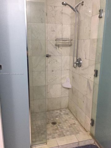 1060 Brickell Ave 2509, Miami, FL 33131