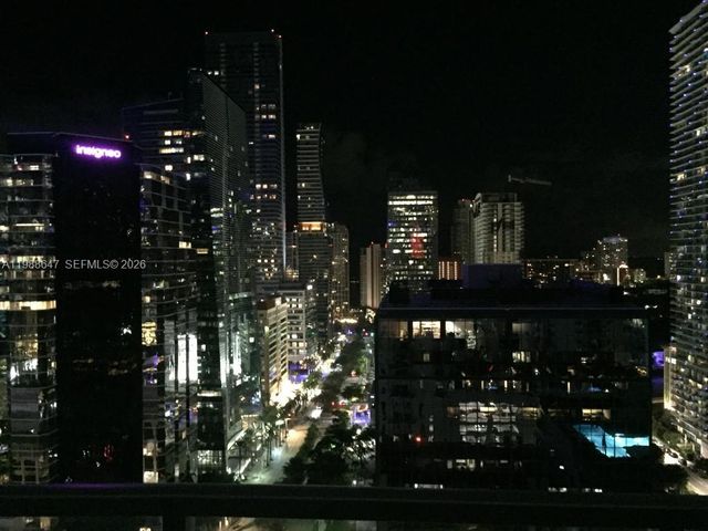 1060 Brickell Ave 2509, Miami, FL 33131