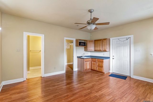 128 Hearthstone Dr, Baton Rouge, LA 70806
