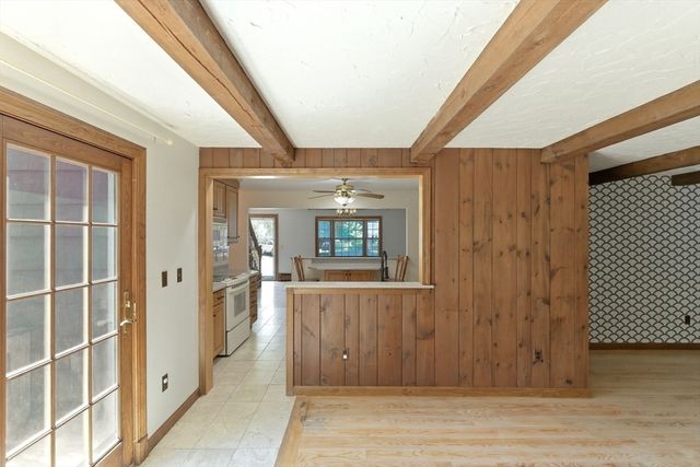 474 Orchard St, Raynham, MA 02767