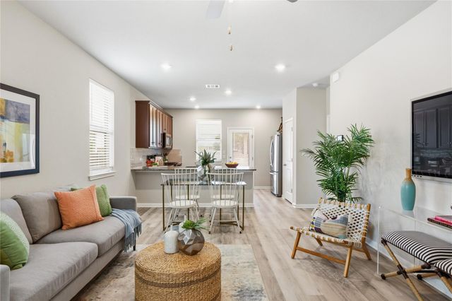 153 McFarland ST, Georgetown, TX 78628