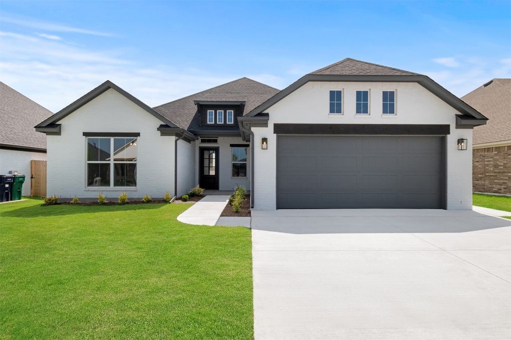 15808 Bison Drive, Moore, OK 73170
