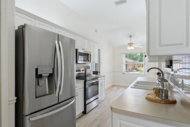 2405 49TH DRIVE E, Bradenton, FL 34203