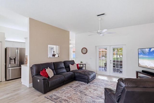 2405 49TH DRIVE E, Bradenton, FL 34203