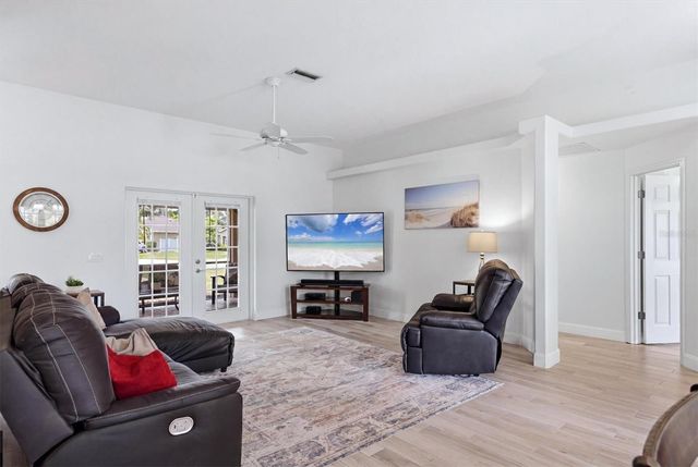 2405 49TH DRIVE E, Bradenton, FL 34203