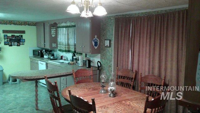 1205 Lawndale Dr., Twin Falls, ID 83301