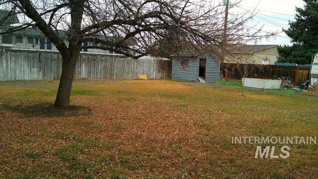 1205 Lawndale Dr., Twin Falls, ID 83301