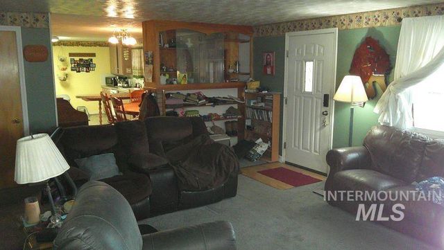 1205 Lawndale Dr., Twin Falls, ID 83301