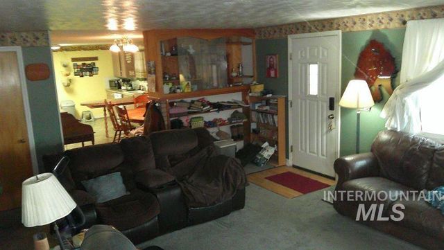 1205 Lawndale Dr., Twin Falls, ID 83301