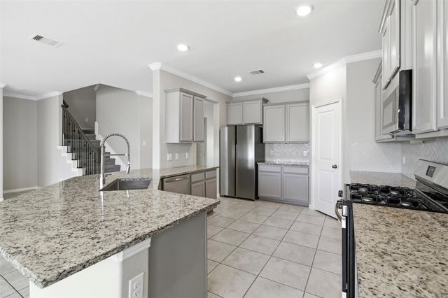 8802 Morning Glow Drive, Missouri City, TX 77459