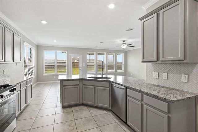 8802 Morning Glow Drive, Missouri City, TX 77459