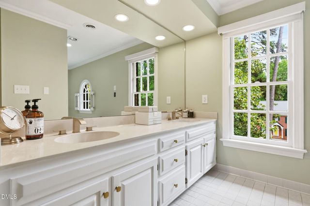 7305 Bay Hill Court, Raleigh, NC 27615