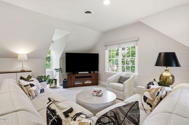 7305 Bay Hill Court, Raleigh, NC 27615