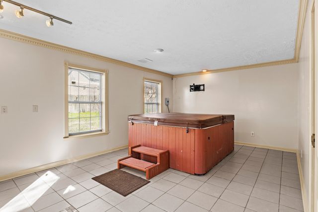 505 Southbrook Drive, Nicholasville, KY 40356