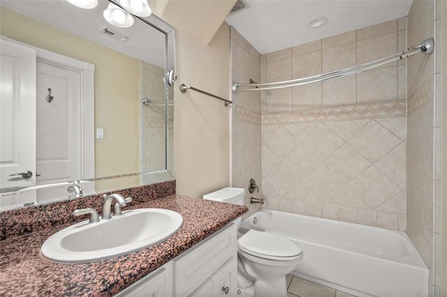 332 Asbury Street, Houston, TX 77007