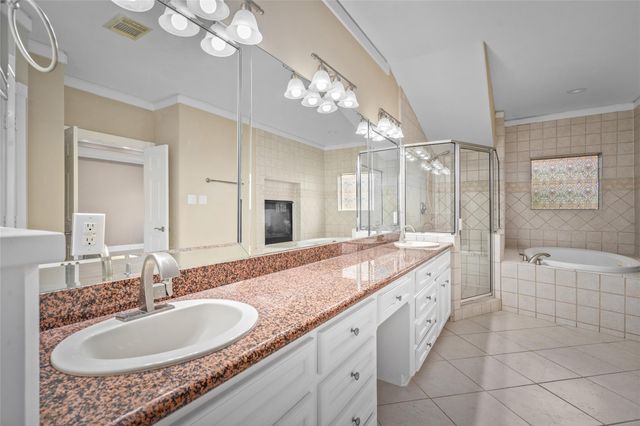 332 Asbury Street, Houston, TX 77007