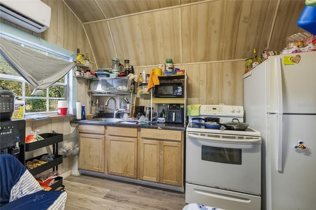 6520 NE 23RD AVENUE, Ocala, FL 34479