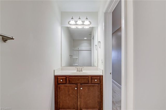 1228 United Court, Winston-salem, NC 27103