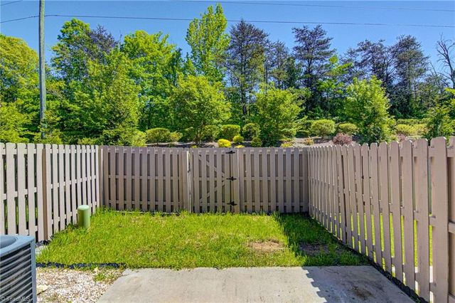 1228 United Court, Winston-salem, NC 27103
