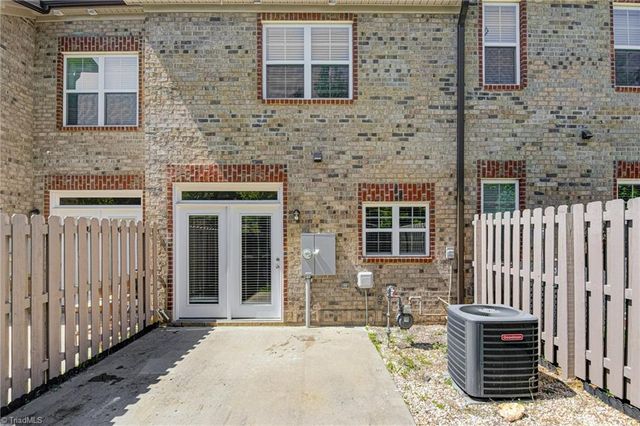 1228 United Court, Winston-salem, NC 27103