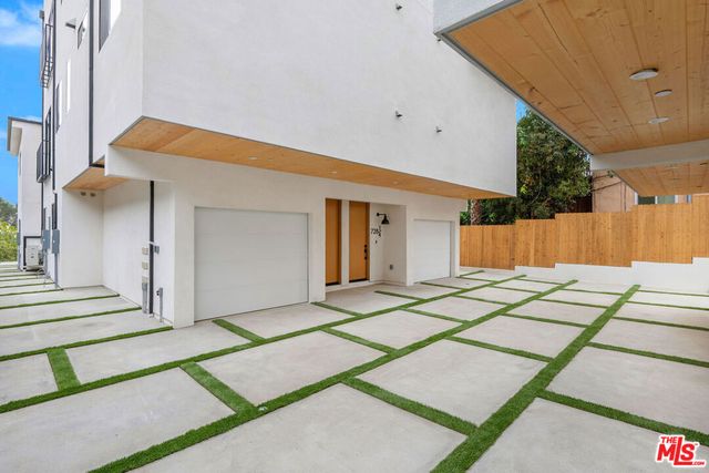 726 Robinson Street 1, Los Angeles, CA 90026