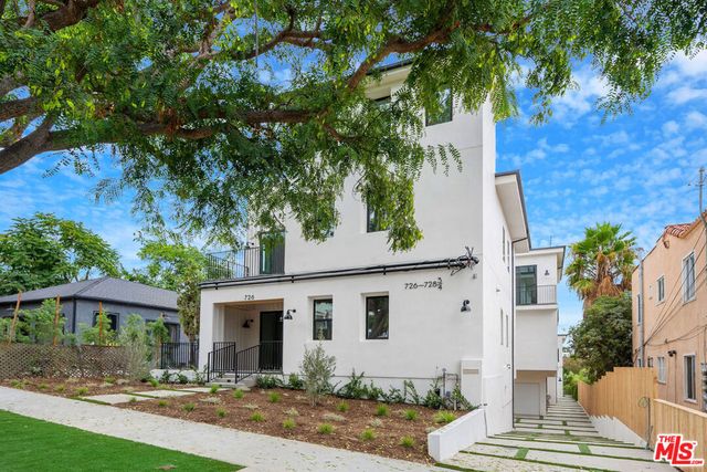 726 Robinson Street 1, Los Angeles, CA 90026