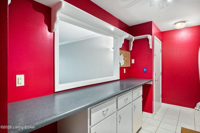 278 Salisbury Square APT 104, Louisville, KY 40207