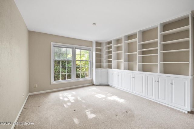 278 Salisbury Square APT 104, Louisville, KY 40207