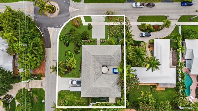2417 SE 19th Place, Fort Lauderdale, FL 33316