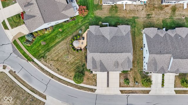 6238 Colonial Drive, Whitestown, IN 46075