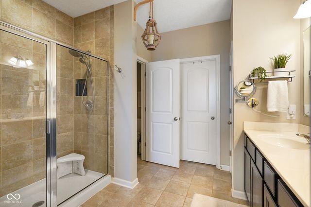 6238 Colonial Drive, Whitestown, IN 46075