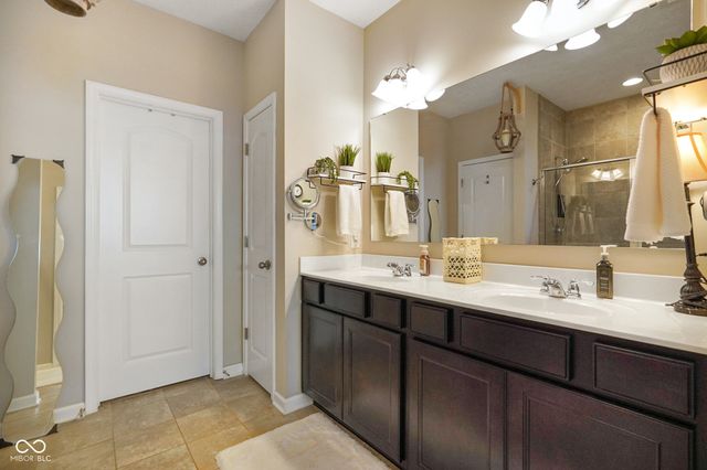 6238 Colonial Drive, Whitestown, IN 46075